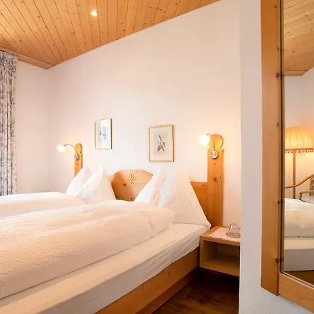 Sonnenberg Szálloda 3*