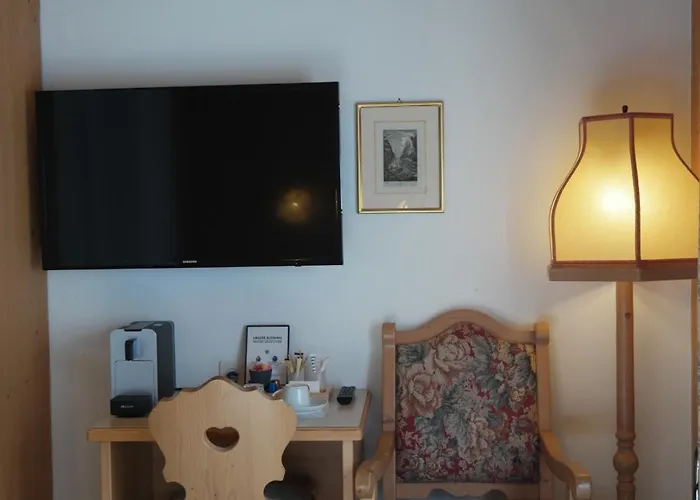 Hotel Sonnenberg 3*