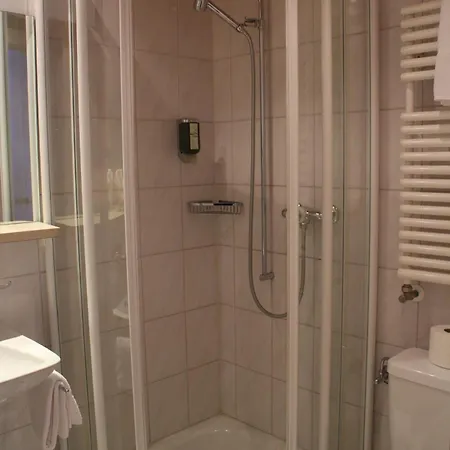 Hotell Sonnenberg 3*